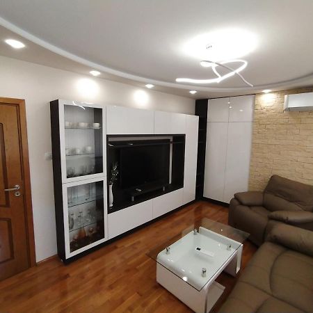 Апартамент Лукс Царевец-Център Veliko Tarnovo Ngoại thất bức ảnh