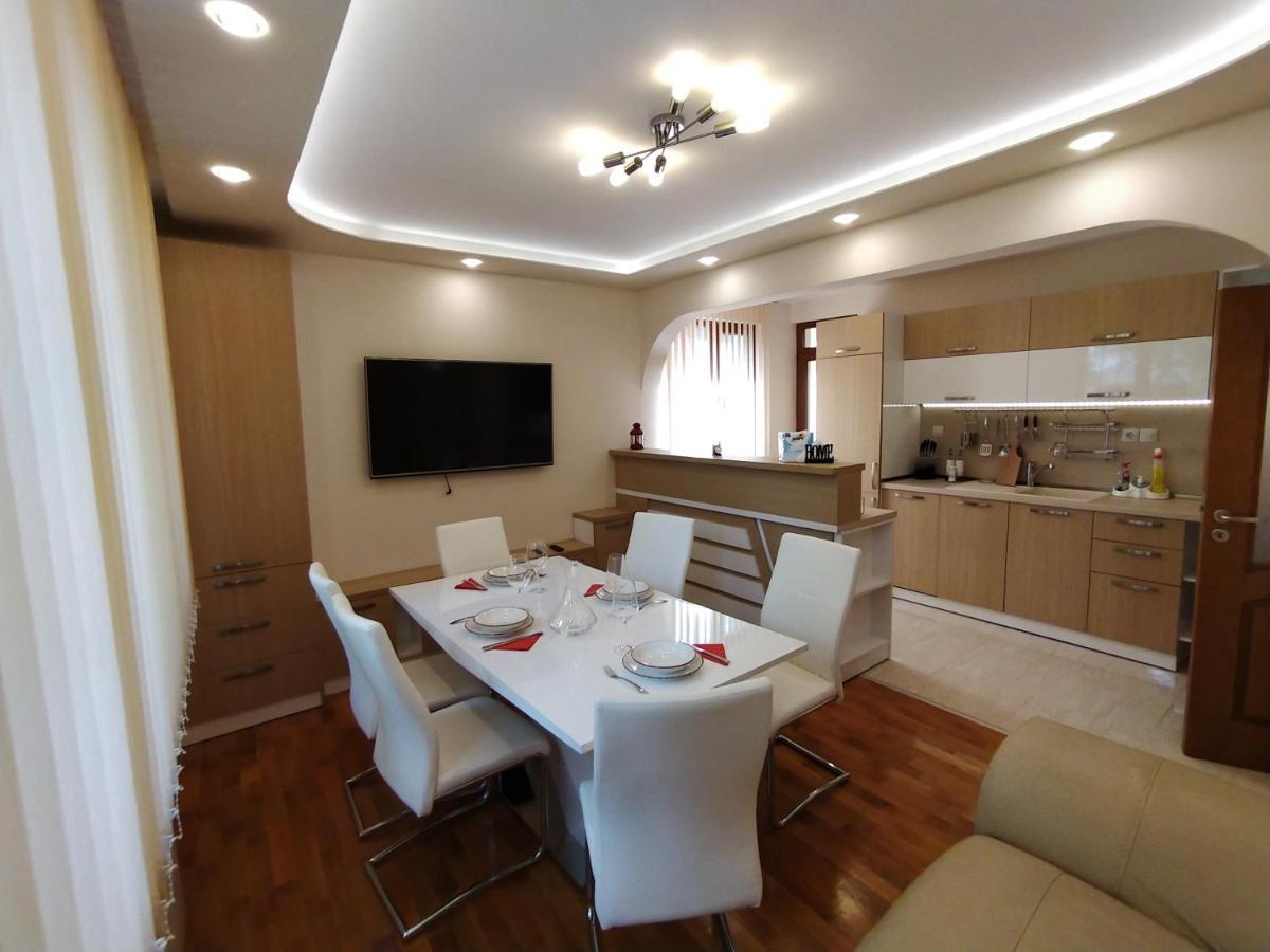 Апартамент Лукс Царевец-Център Veliko Tarnovo Ngoại thất bức ảnh